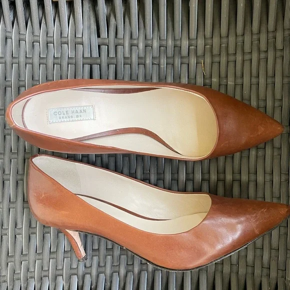 Cole Haan Go-To Park Pumps S. 6B - Picture 2 of 3